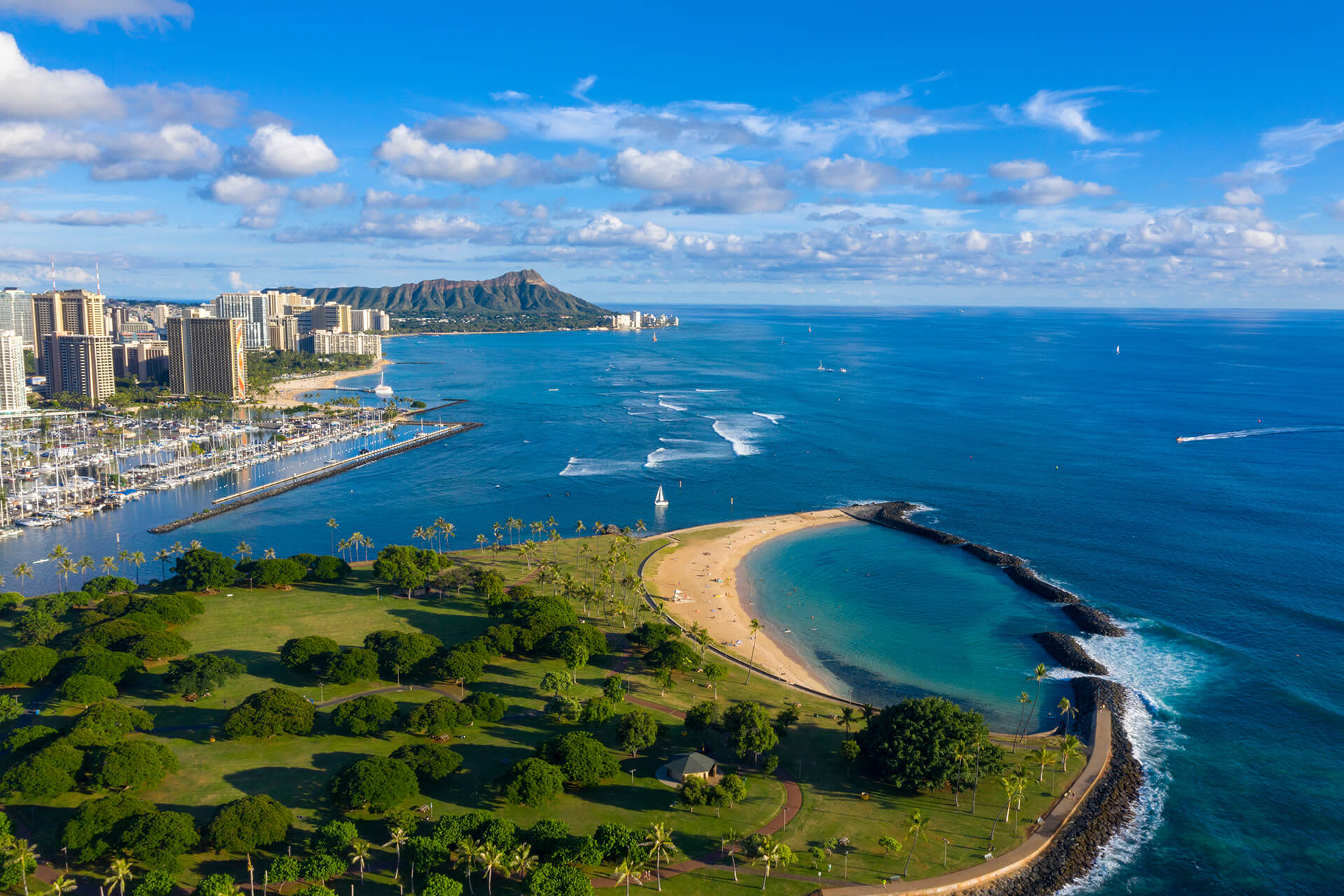 Waikiki Beach Vacation Rentals Novation Realty