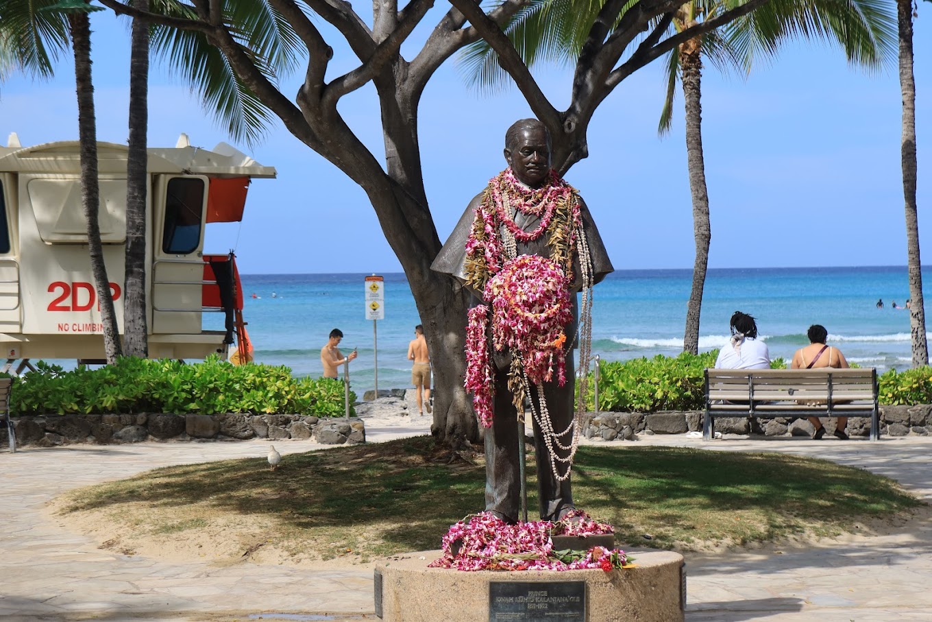 Prince Kuhio Statue